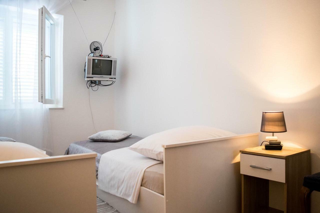 Apartment Kata Šibenik Eksteriør billede
